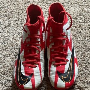 Youth Nike Superfly 8 CR7, size 7 soccer cleats.